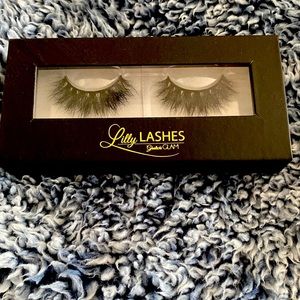 Lily lashes Mykonos 3D mink false lashes